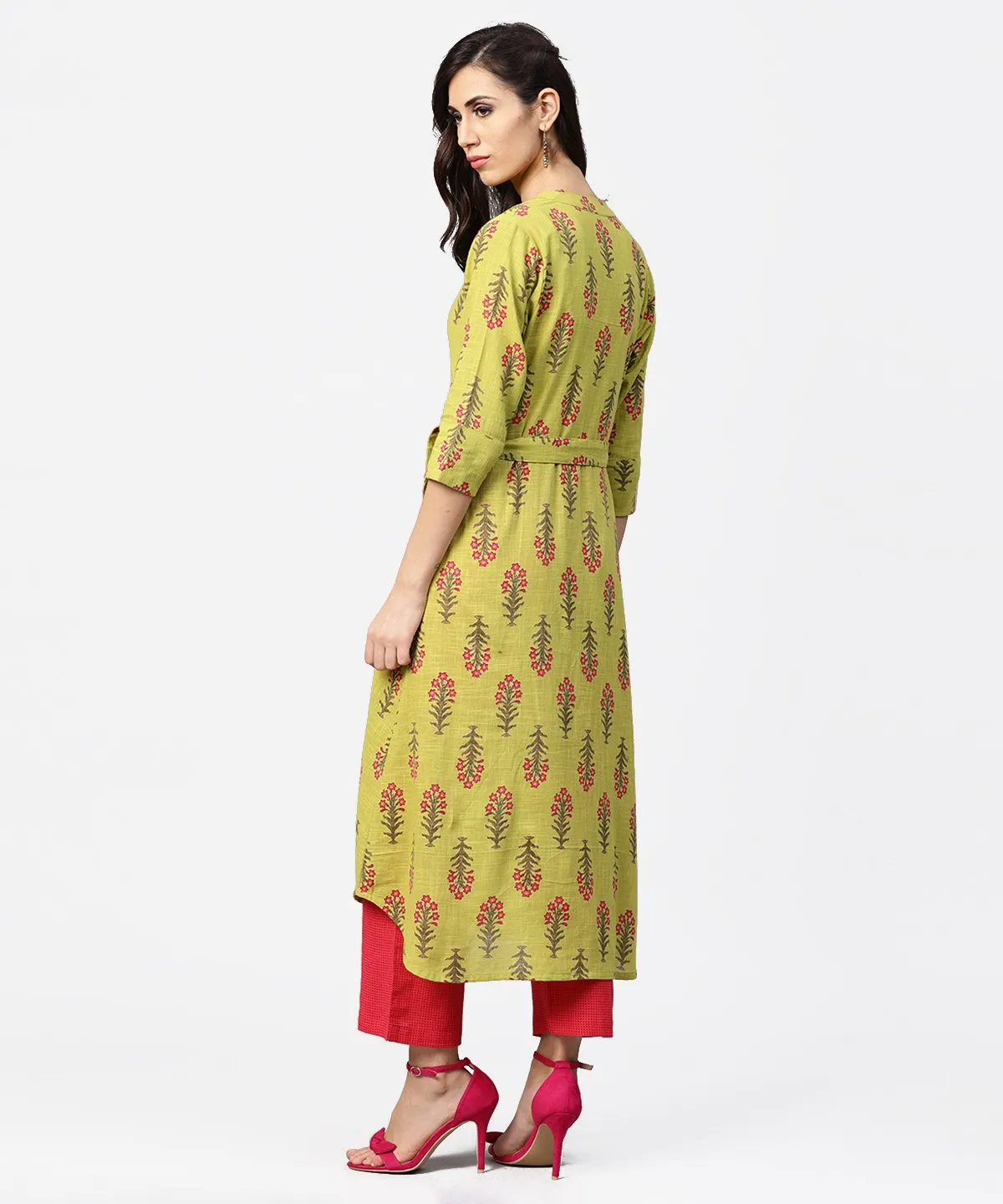 Light Green Printed 3/4Th Sleeve Cotton Assymetric Kurta With Pink Pallazo