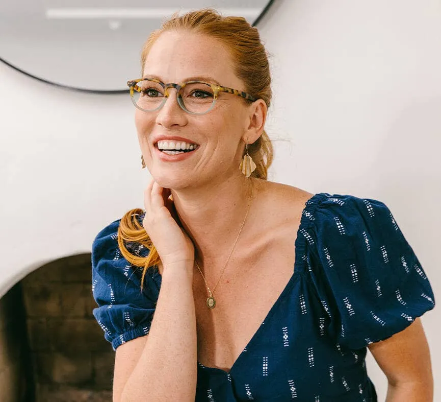Certainly! If you have a product with the title Rumor (Blue Light), you might want to optimize it with specific and descriptive modifiers for better engagement and clarity. Here’s an optimized version:

Rumor Blue Light-Blocking Glasses - Stylish Eyewear for Digital Screen Protection