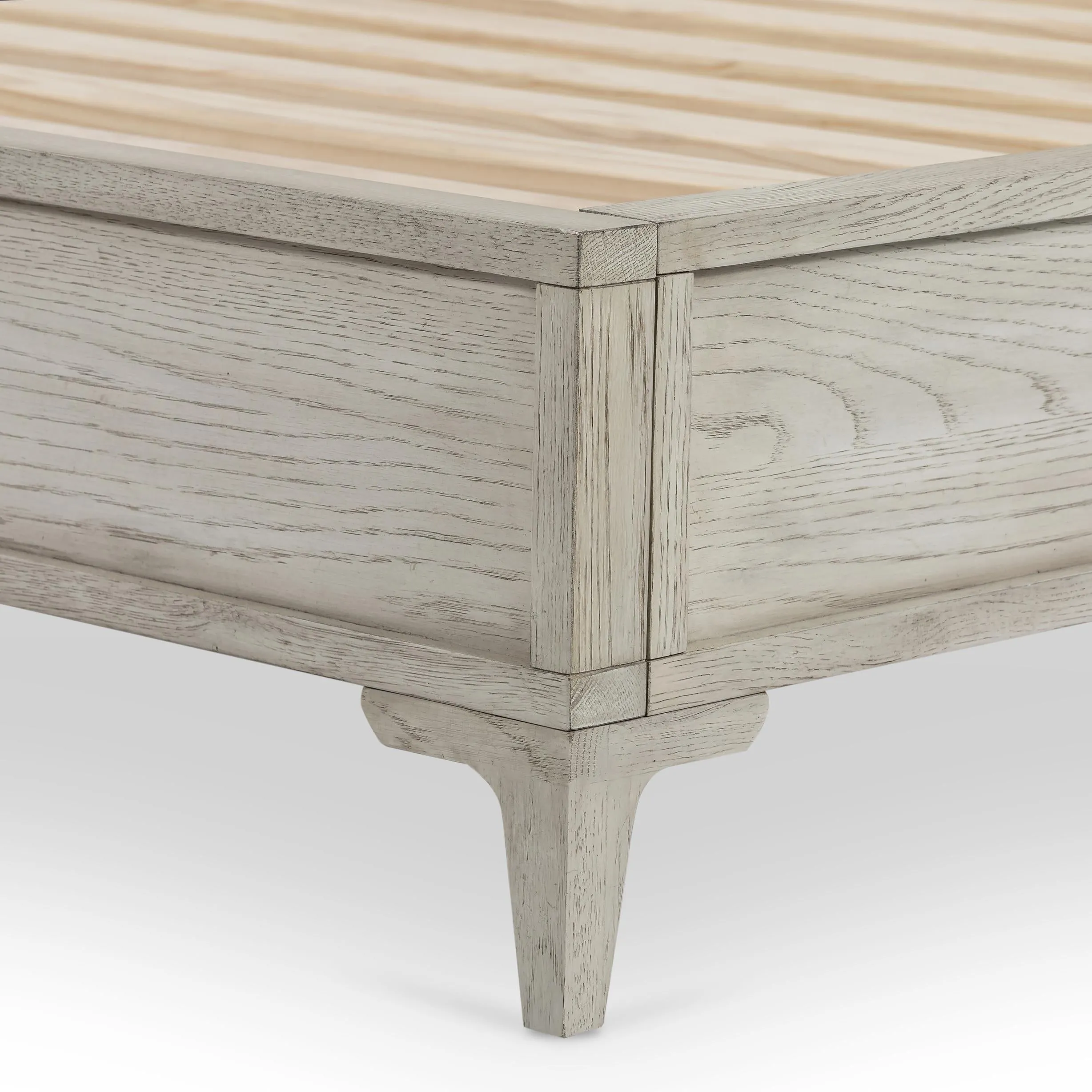 Viggo Bed