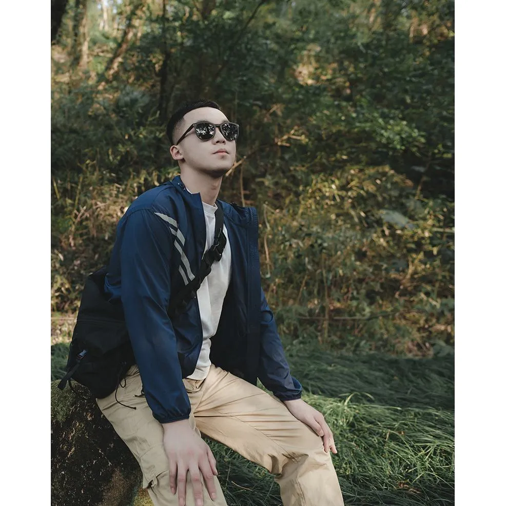 Zip-Up Hooded Light-Weight Windbreaker